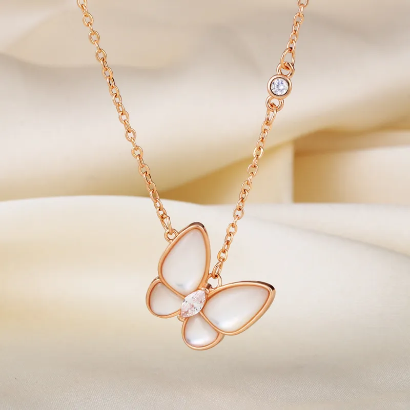 Women's Fashion Heavy Industry Natural Fritillaria Butterfly Pendant Copper O-Chain Necklace