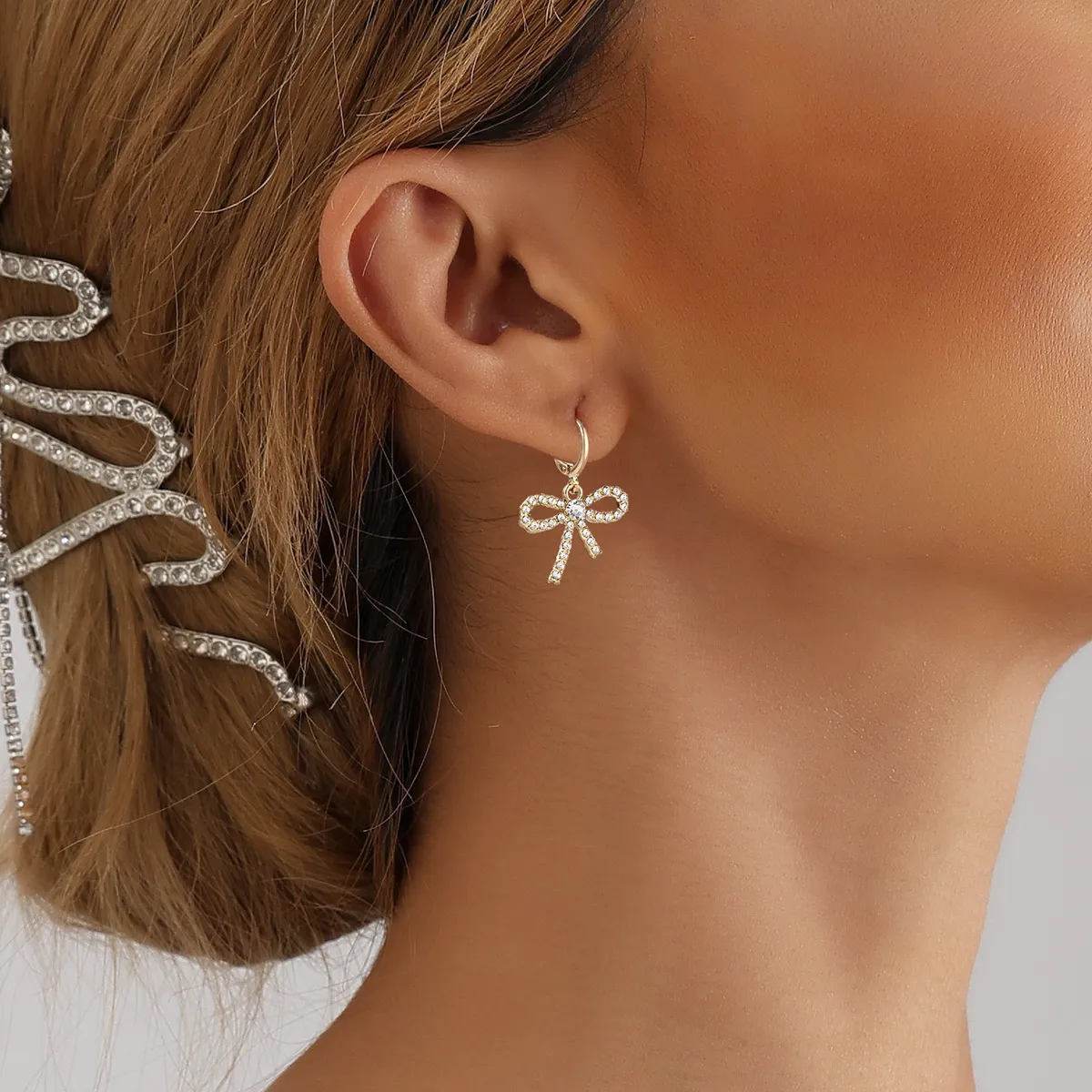 Women's Fashion Micro Diamond Bow Earrings in Metal Geometry