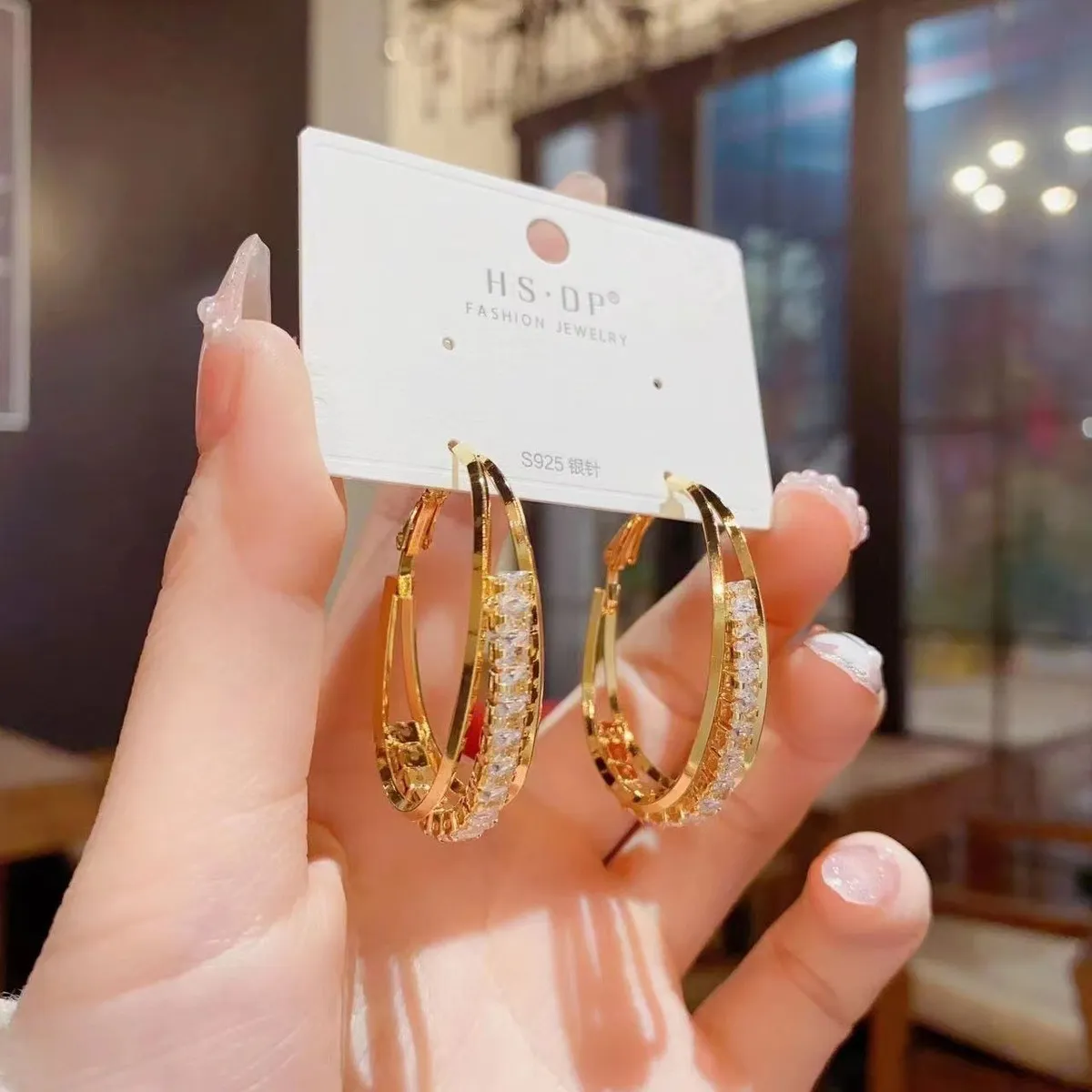 Women Fashion Exaggerated C-Shaped Diamond Hollow Earrings