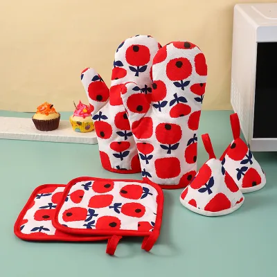 Simple Kitchen Baking High Temperature Resistant Thickened Microwave Heat Insulated Gloves Apple Pattern
