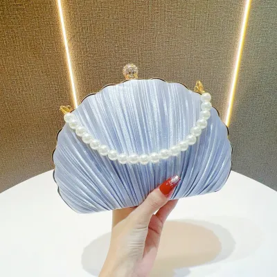 Women Fashion Elegant Silk Shell Pearl Banquet Handbag