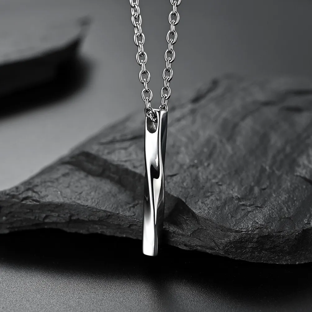 Fashion Simple Spiral Keel Chain Pendant Necklace