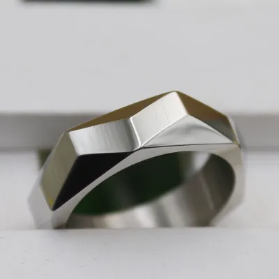 Fashion Simple Rhombus Titanium Steel Ring Unisex