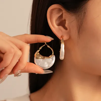 Vintage Simple Imitation Pearl Geometric Earrings
