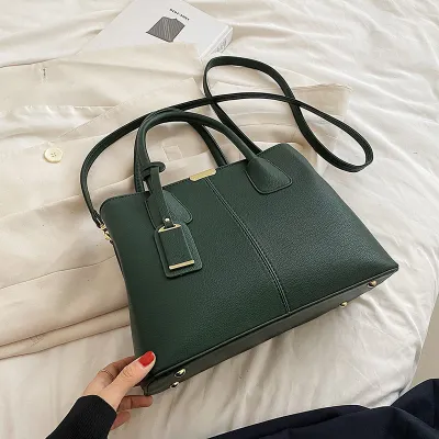Women Fashion Casual Solid Large Capacity Handbag with Zipper