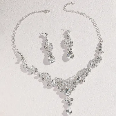 Women Fashion Elegant Rhinestone Necklace Earrings Set Three-Piece