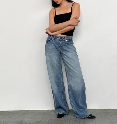 Women Casual Solid Color Low Rise Straight Jeans