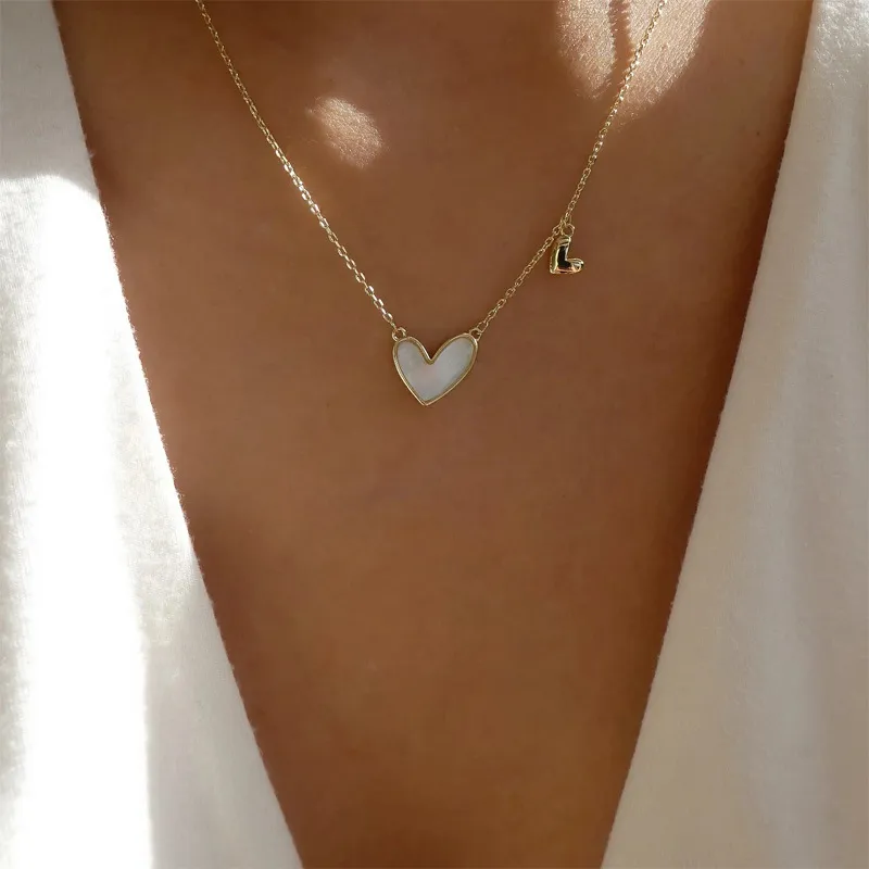 Chic Women Heart Shell Pendant Chain Necklace Alloy Simple Fashion Commuter