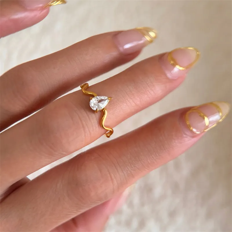 Tear Water Drop Crystal Titanium Steel Fashion 18k Gold Plating Ring
