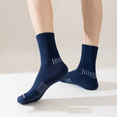 Men Fashion Casual Breathable Non-Slip Mid-Tube Socks