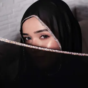 Women Casual Solid Color Chiffon Rhinestone Hijab Scarf Medium Length