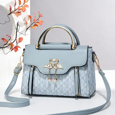 Women Fashion Letter Printed Metal Buckle Zipper PU Handbag Kelly Bag Medium