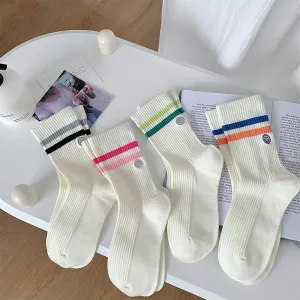 Women Contrast Color Embroidered Smiley Face Cotton Sport Socks