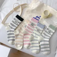 Calcetines apilados de malla transparente con lunares para mujer
