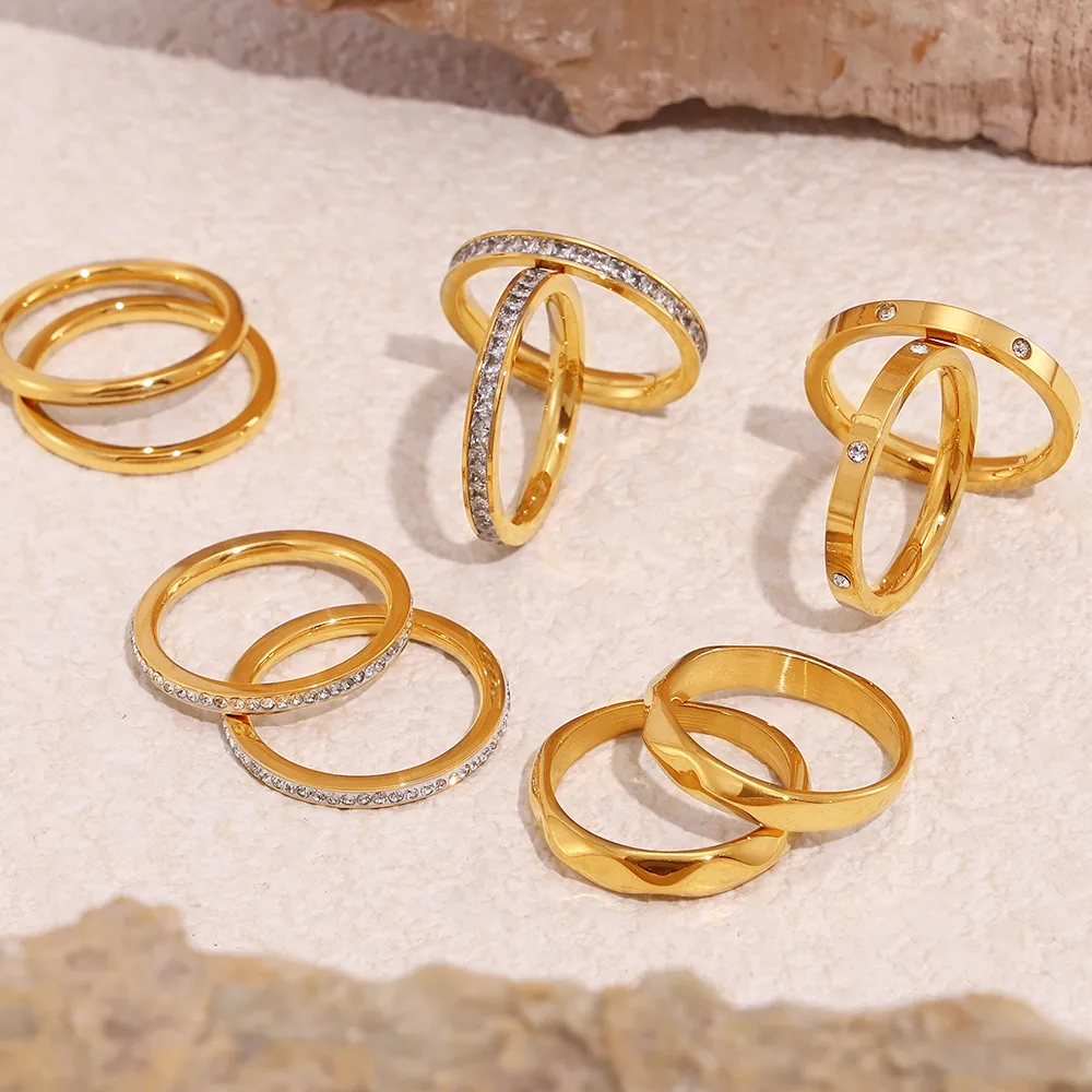 Simple Women Rhinestone Geometric Titanium Steel Ring