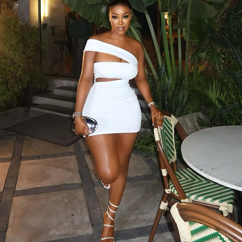 Women Nightclub Fashion Sexy Solid Color Slant Collar Sleeveless Hollow-Out Tight Dress