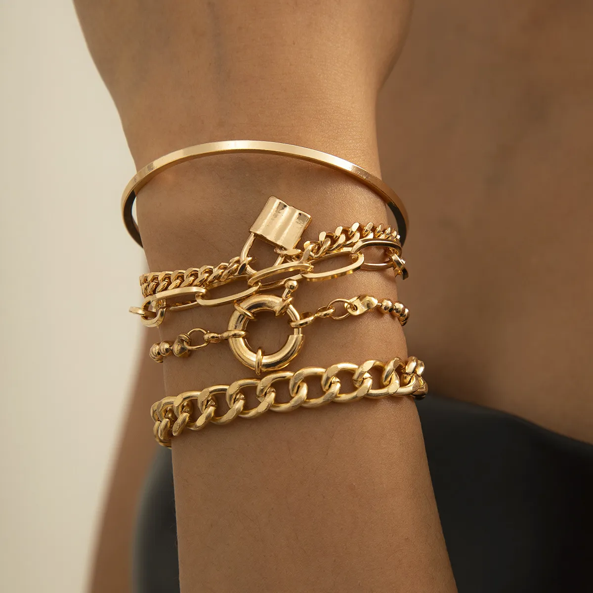 Women Fashion Punk Geometric Round Buckle Bracelet Set
