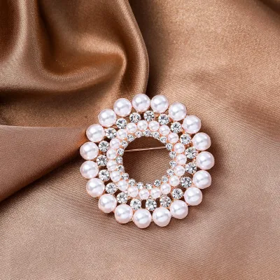 Fashion Elegant Women Pearl Brooch Floral Alloy