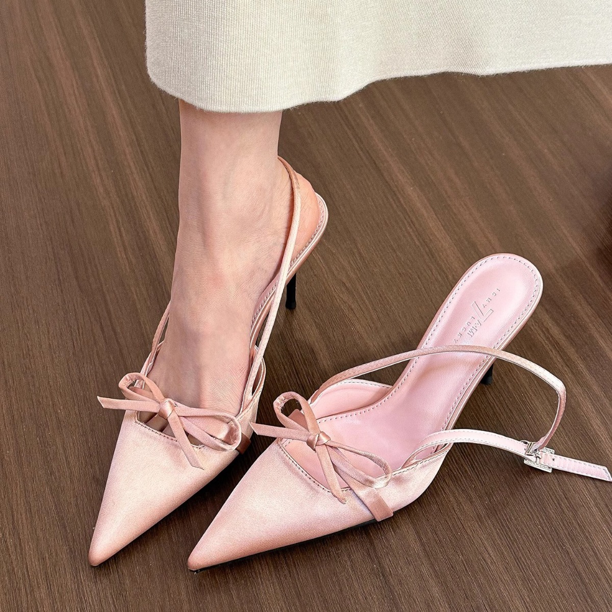 Wholesale Women Fashion Elegant Solid Color Bowknot Pointed