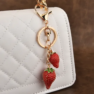 Fashion Creative Strawberry Fruits Alloy Pendant Bag Keychain Key Ornament