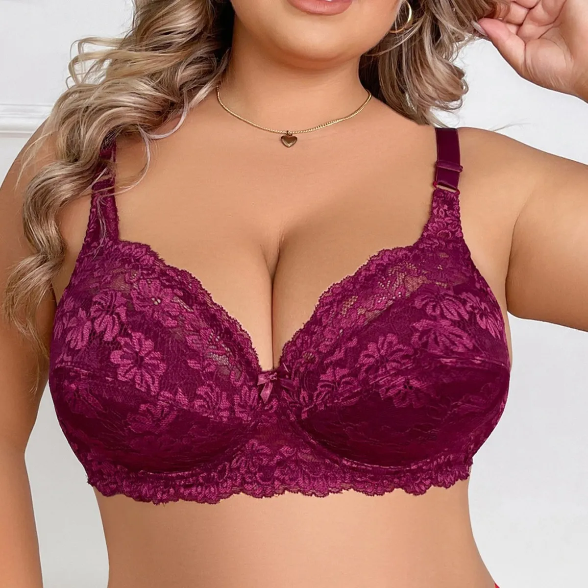 Women Sexy Ultra-Thin Double-Breasted Steel Ring Lace Adjustable Bra