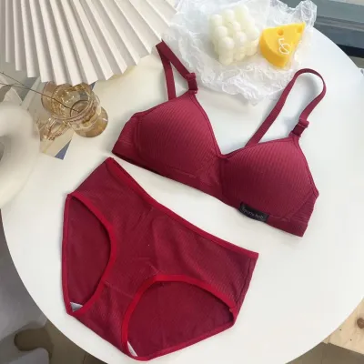 Women Simple Solid Color Cotton Traceless Non-Steel Ring Bra