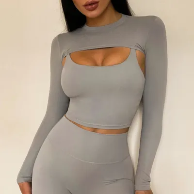 Women Casual Yoga Sports Bra Long-Sleeve Top with Tight Leg-Bundled Shorts