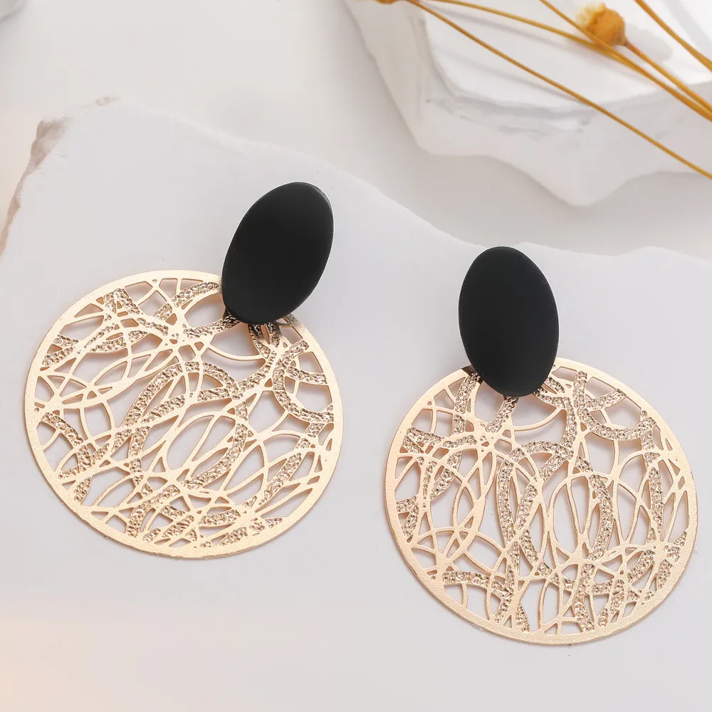 Women Fashion Retro Hollow Abstract Geometric Line Round Metal Earrings