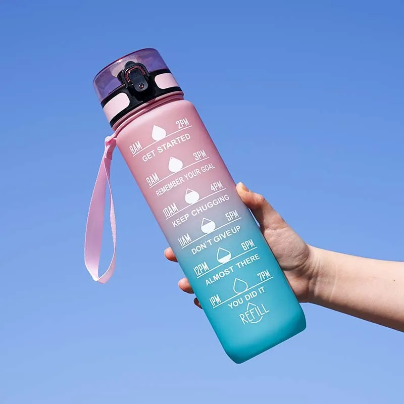 Simple Gradient Large Capacity Plastic Outdoor Sports Portable Water Cup with Straw 1000ml