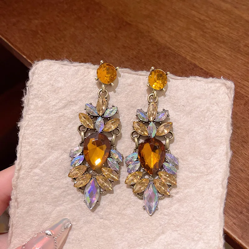 Women Fashion Retro Elegant Exaggerated Rhinestone Simple Geometric Earrings Alloy