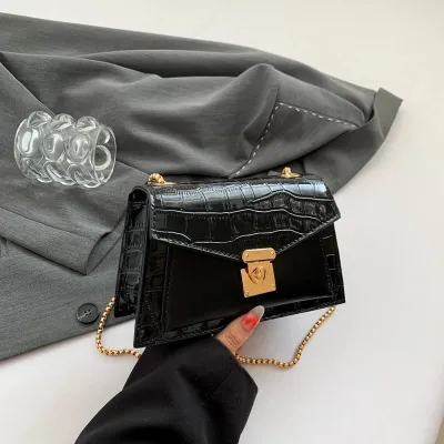 Women's Fashion Elegant Solid Color Chain Small Square Shoulder Bag PU Street Trend