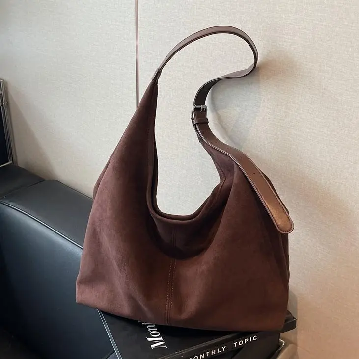 Women Fashion Solid Color Suede Large Capacity Shoulder Bag with Magnetic Buckle