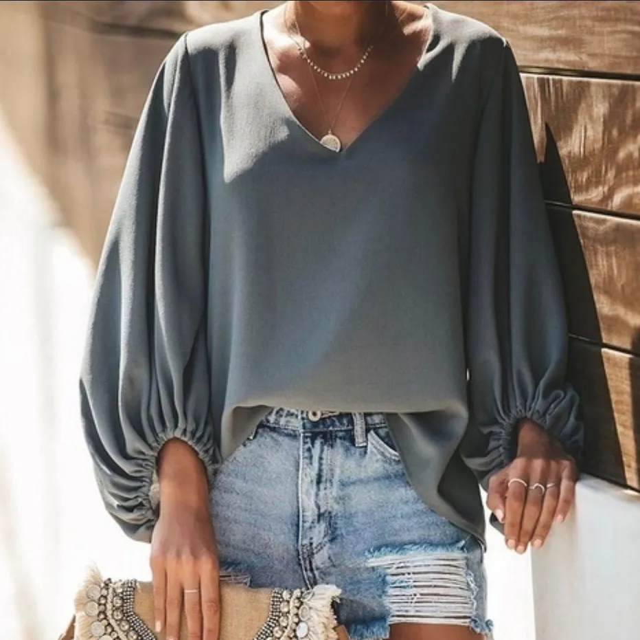 Women Casual Solid Color V-Neck Long Lantern Sleeve Blouse