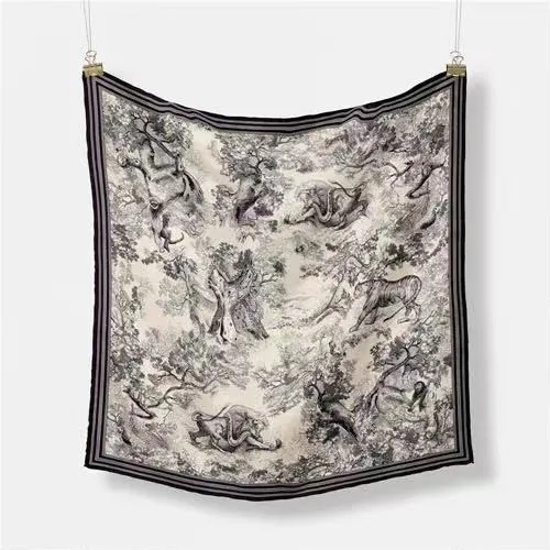 Women Fashion Geometric Patterns Printed 53cm Square Thick Twill Scarf