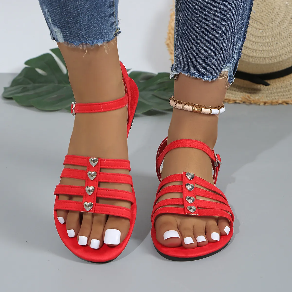 Women's Casual Solid Color Heart Buckle Round-Toe Flat Sandals Plus Size