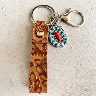 Women Retro Western Embossed Cowhide Keychain Pendant