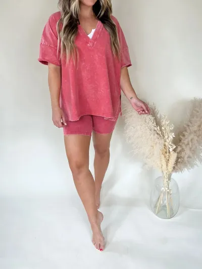 Women Plus Size Casual Solid Color V-Neck Short-Sleeve Loose T-Shirt Tight Shorts Two-Piece Set