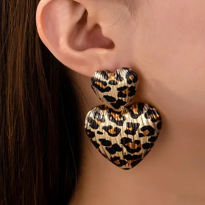 Personalized Retro Leopard Metal Heart Earrings
