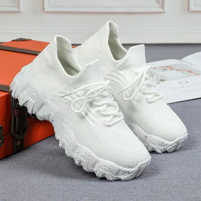 Plus Size Women's Casual Breathable Slip On Sneakers Round Toe Low Top