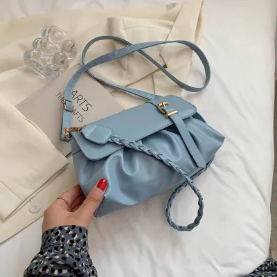Women Fashion Casual Simple Solid Color Pleated Shoulder Bag