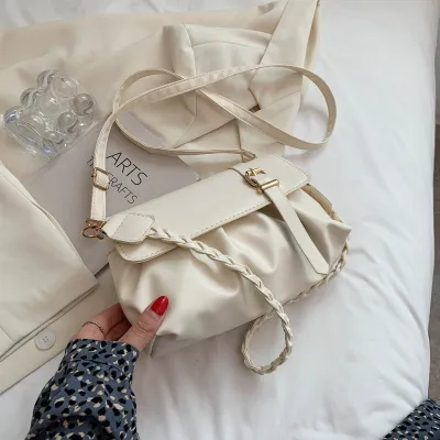 Women Fashion Casual Simple Solid Color Pleated Shoulder Bag