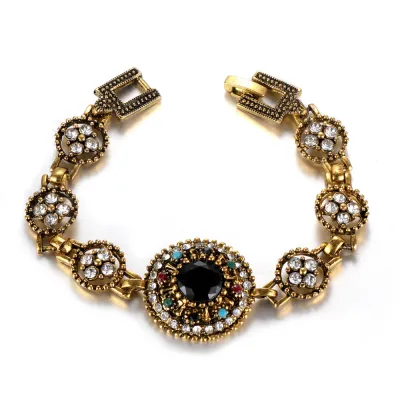 Women Fashion Retro Exaggerated Zircon Alloy Geometric Bracelet