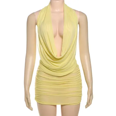 Women Sexy Halter-Neck Deep V-Neck Backless Top Pleated Skirt Two-Piece Set