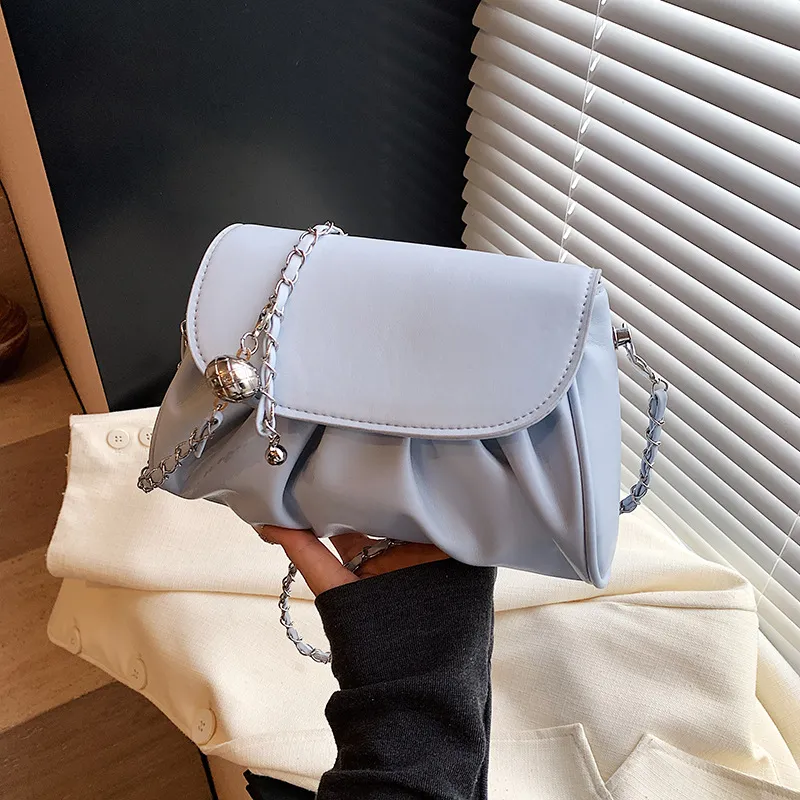 Girl's Solid Color Pleated Chain Shoulder Bag PU Street Trend