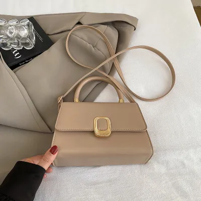 Women's Simple Retro Flip Handbag with Magnetic Buckle PU Street Trend