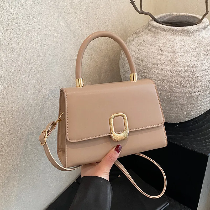 Women's Simple Retro Flip Handbag with Magnetic Buckle PU Street Trend