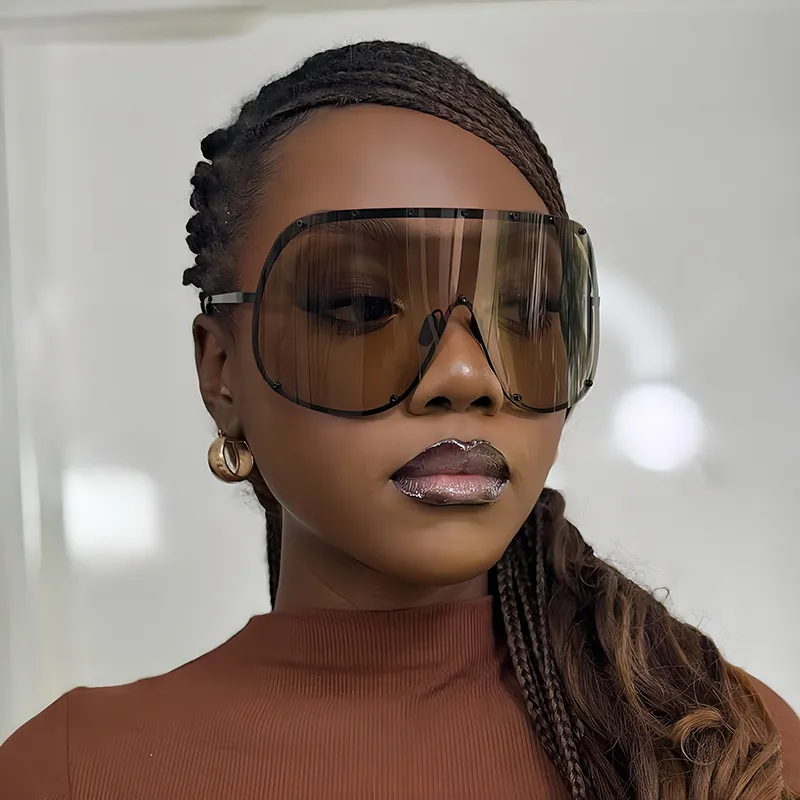 Fashion Large Frame Sunglasses Metal Oval Box PC Lens