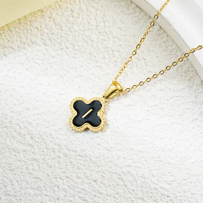 Fashion Clover 26 Letter Black White Fritillaria Titanium Steel Necklace