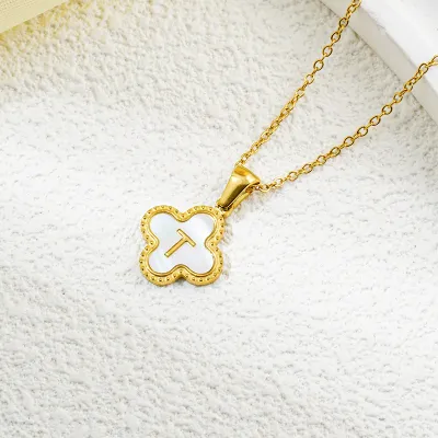 Fashion Clover 26 Letter Black White Fritillaria Titanium Steel Necklace