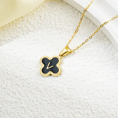 Fashion Clover 26 Letter Black White Fritillaria Titanium Steel Necklace